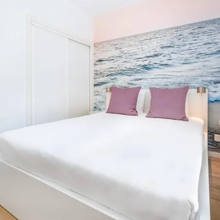 Relaxing House In Alfamar By Lovelystay Semesterbostad *